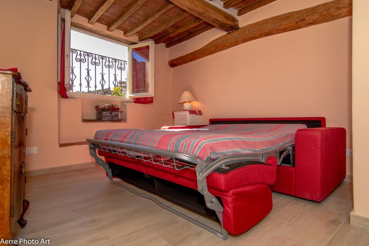 Casa Anfiteatro Apartment Lucca Bagian luar foto